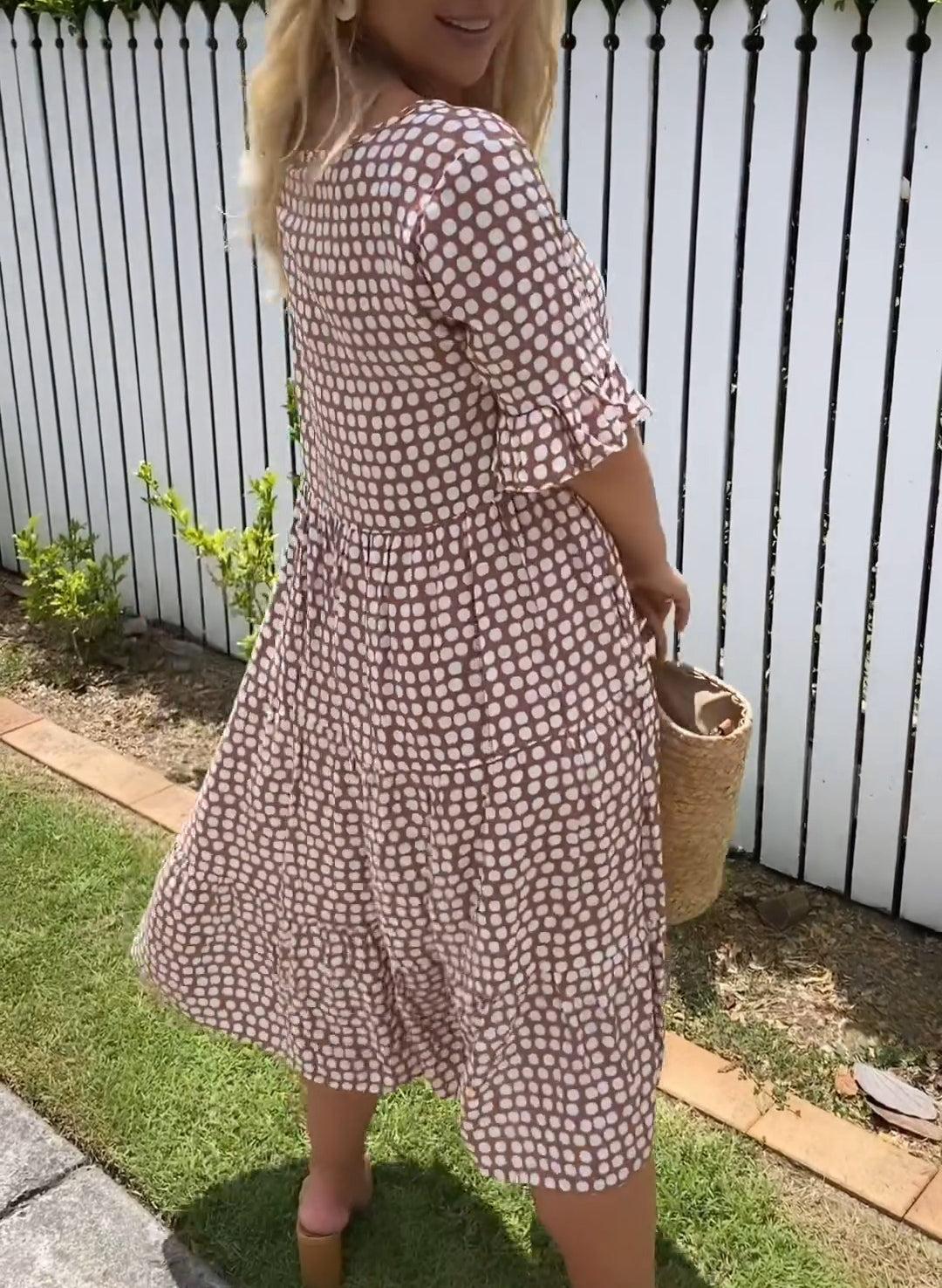 Nicola - Midi-Kleid mit kurzen Ärmeln