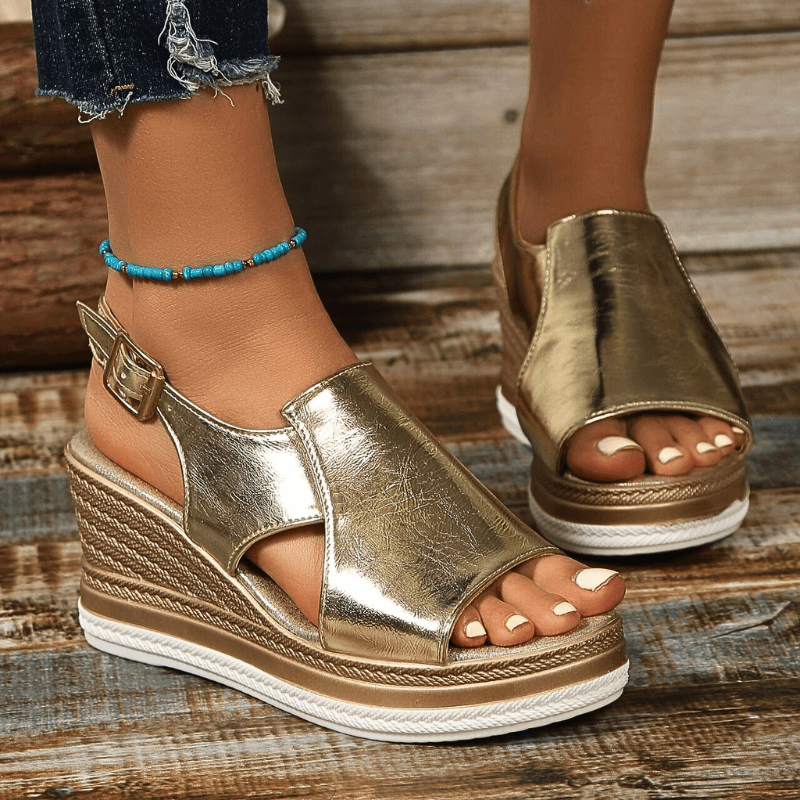 Baylie - Stylische Metall-Sandalen