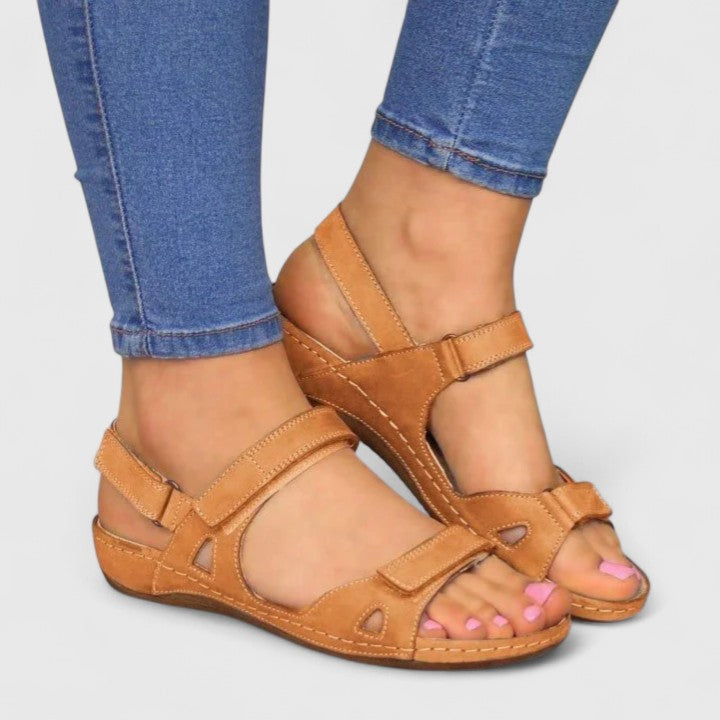 Avrie - Flache Komfortsandalen