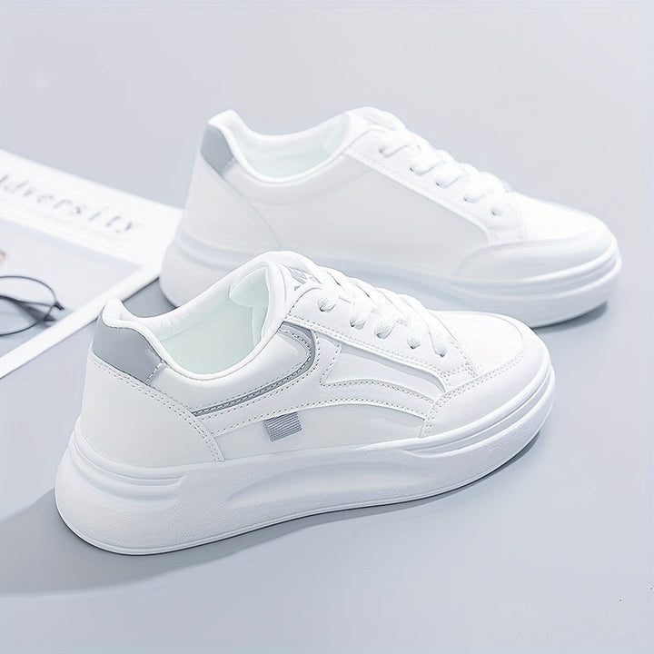 Chic weiße Sneakers mit leichtem Komfort
