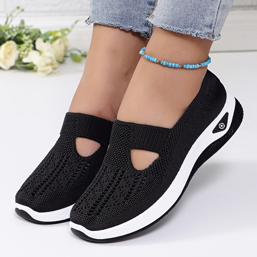 Leicht anzuziehende Sneakers mit stabilem Komfort