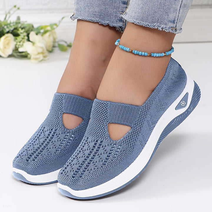 Leicht anzuziehende Sneakers mit stabilem Komfort