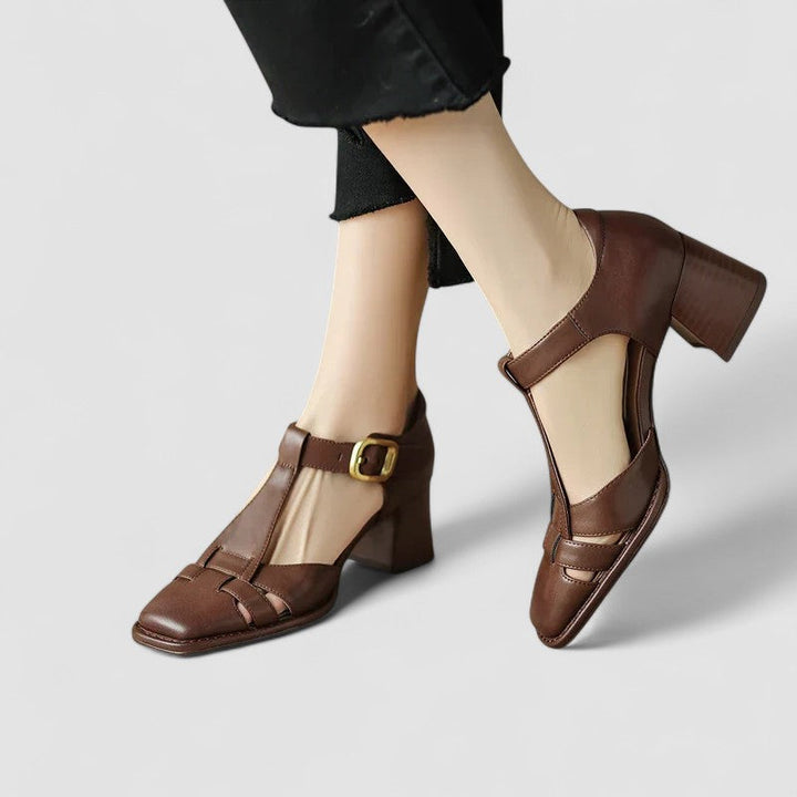 Scarlett – Orthopädische T-Strap Blockabsatzsandalen