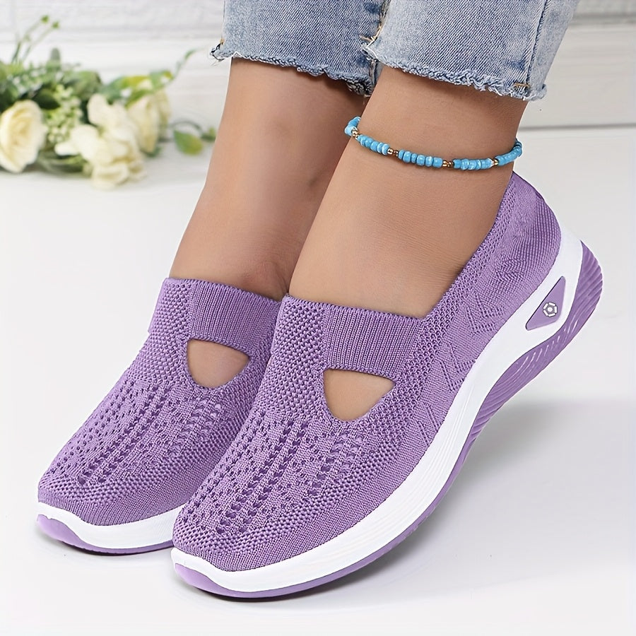 Leicht anzuziehende Sneakers mit stabilem Komfort