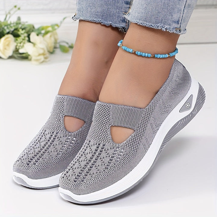 Leicht anzuziehende Sneakers mit stabilem Komfort