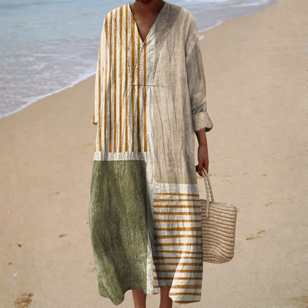 Flatterndes Bedrucktes Sommerkleid