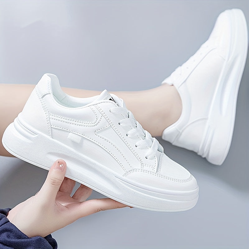 Chic weiße Sneakers mit leichtem Komfort