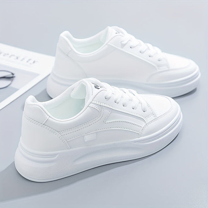 Chic weiße Sneakers mit leichtem Komfort