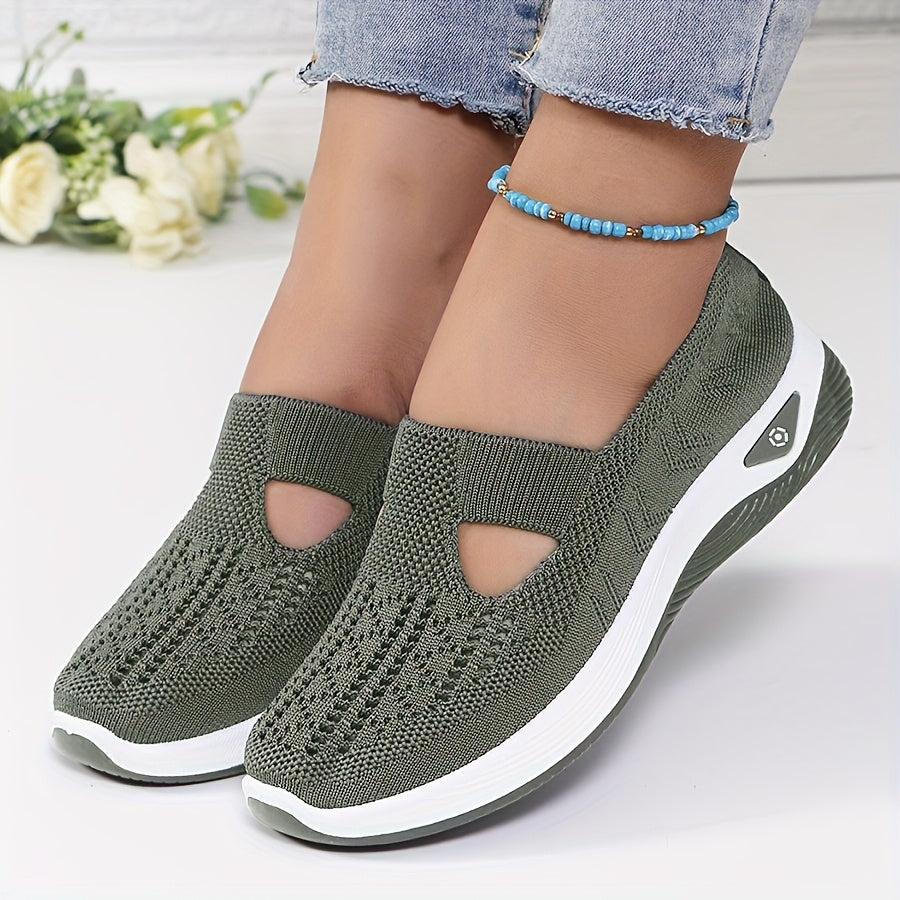 Leicht anzuziehende Sneakers mit stabilem Komfort