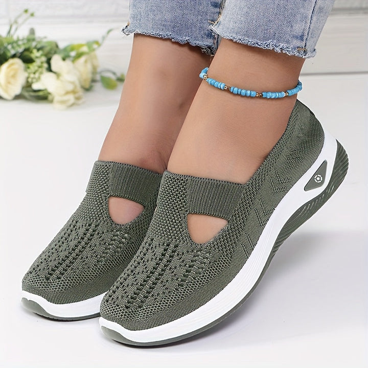 Leicht anzuziehende Sneakers mit stabilem Komfort
