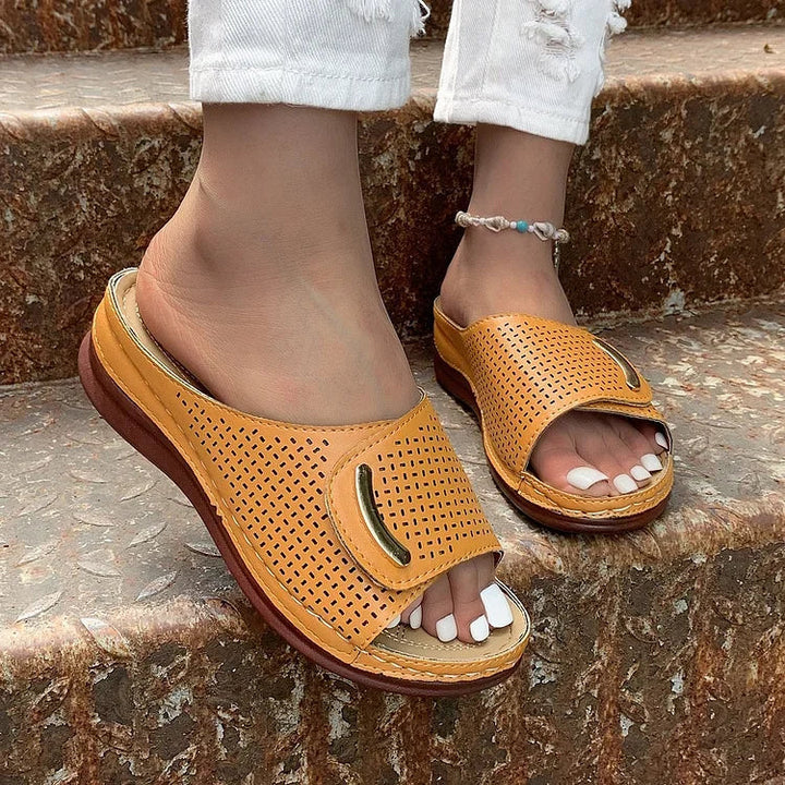 Joanna – Klassische Urban Sandalen