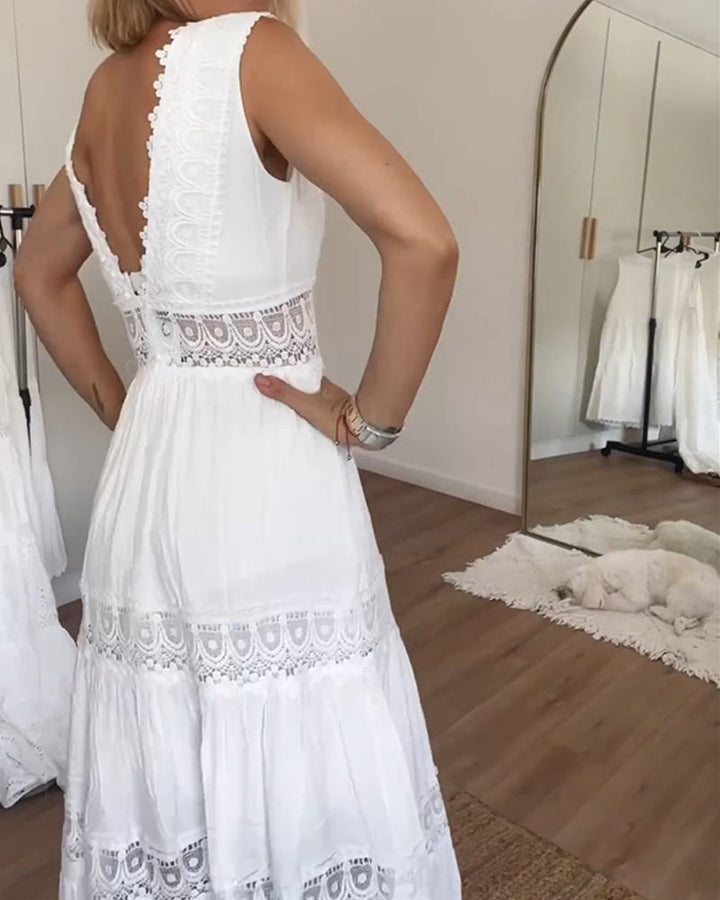 Circe - Spitzen-Camisole-Kleid mit V-Ausschnitt