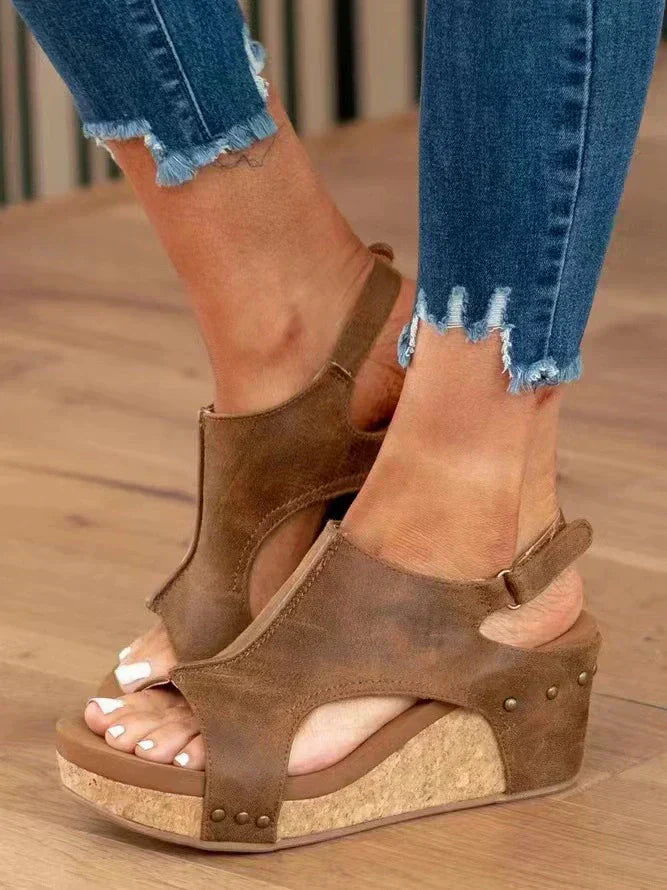 Briellae - Keil Sandale