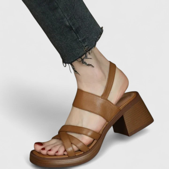 Celeste - Elegante Cross-Sandalen