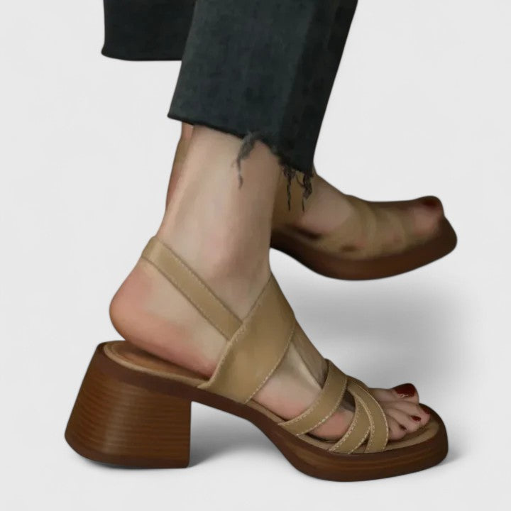 Celeste - Elegante Cross-Sandalen