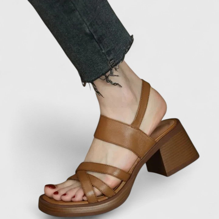 Celeste - Elegante Cross-Sandalen