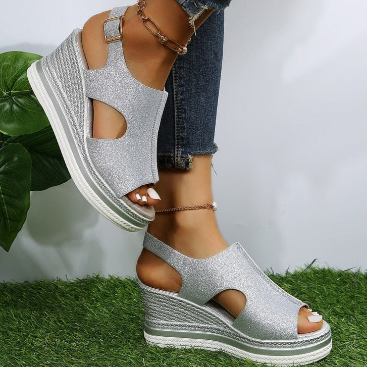 Maeve – Entspannte Keil-Sandalen