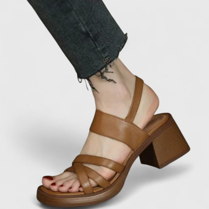 Celeste - Elegante Cross-Sandalen
