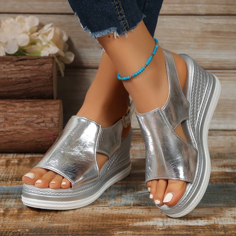 Baylie - Stylische Metall-Sandalen