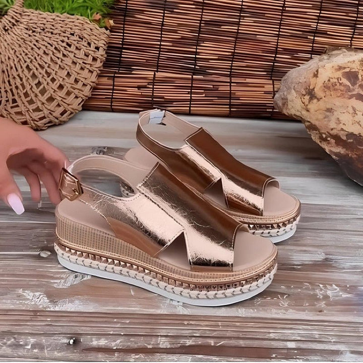 Baylie - Stylische Metall-Sandalen